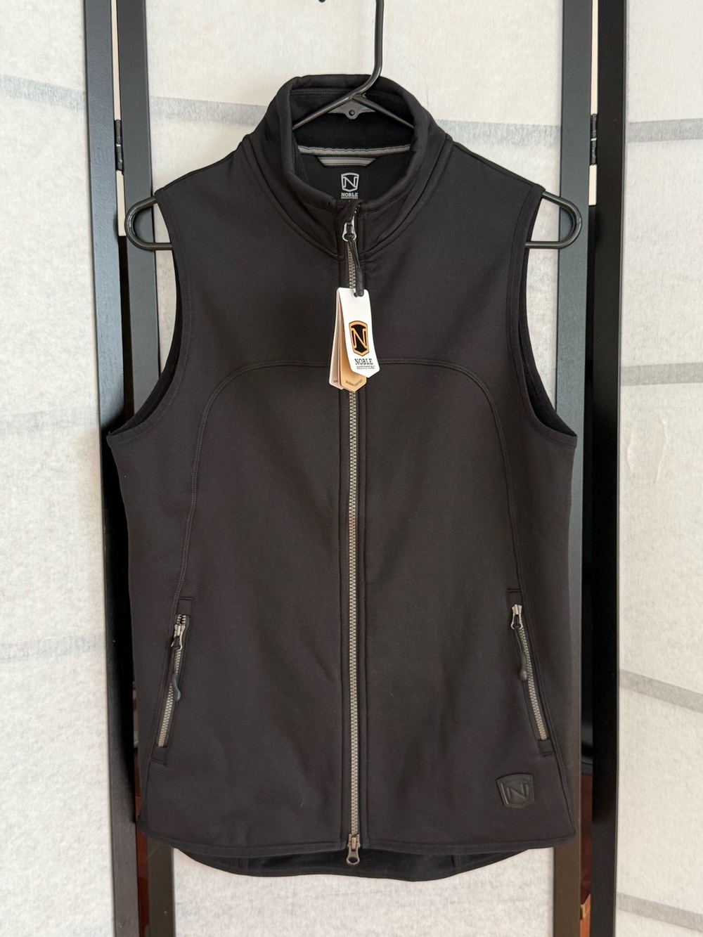 Noble Outfitters Black Fleece Vest Small NWT Equestrian Riding